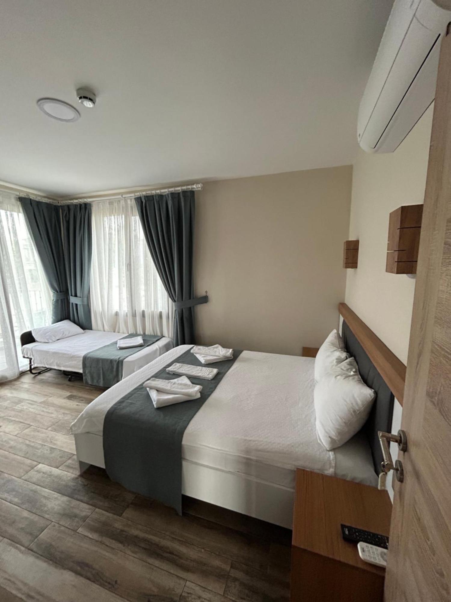 Aurora Sigacik Hotel เซเฟริฮิซาร์ ภายนอก รูปภาพ